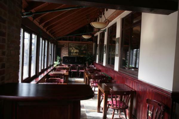 The Plough Inn Pocklington Extérieur photo